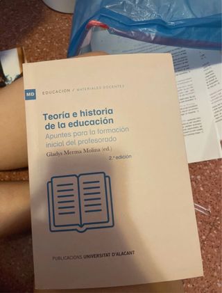 Teoría e historia de la Educación: Apuntes para...