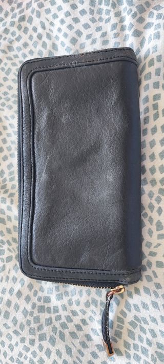 Monedero DKNY Negro Cuero Tachuelas