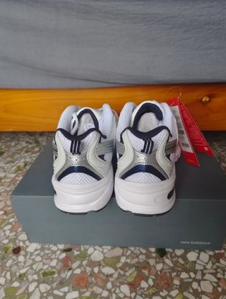 Zapatillas New Balance 530 Blancas Talla 43