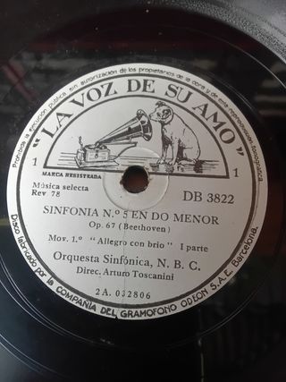 4 disco gramófono,  Beethoven, Mozart, Schubert ..