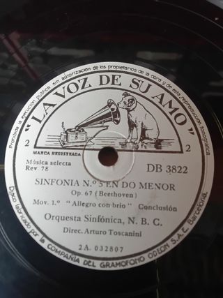 4 disco gramófono,  Beethoven, Mozart, Schubert ..