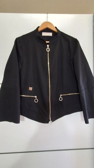 Chaqueta Negra Purificación García