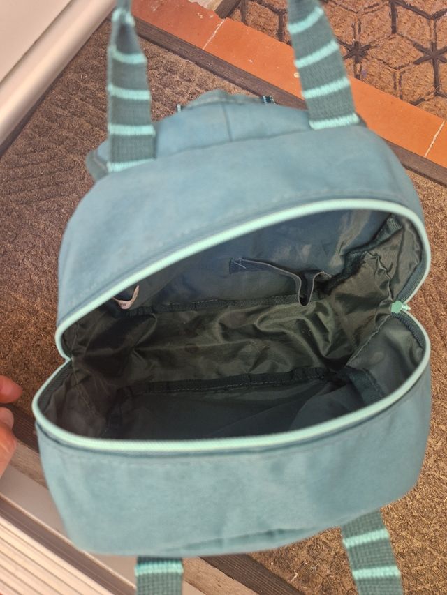 Mochila infantil con excavadora
