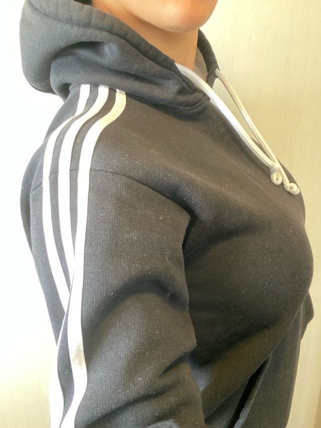 Sudadera Adidas Negra con Logo