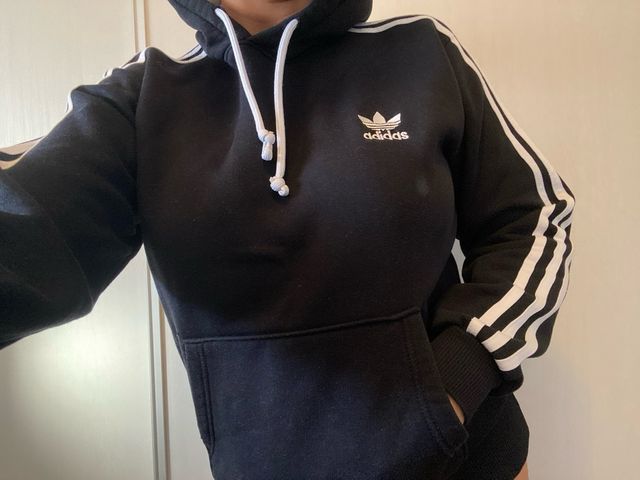 Sudadera Adidas Negra con Logo
