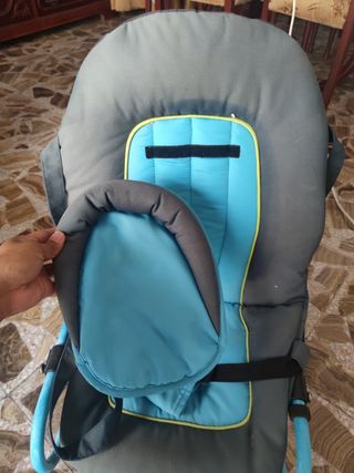 Mecedora para niños con almohada