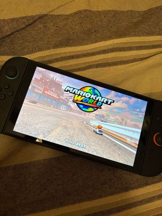 Nintendo Switch 2 + Mario Kart World + Mando Pro