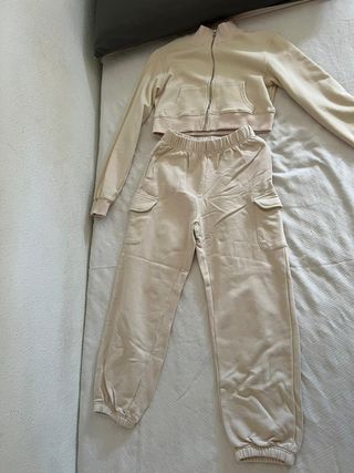Chándal beige