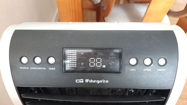 Climatizador Orbegozo Plata/Negro