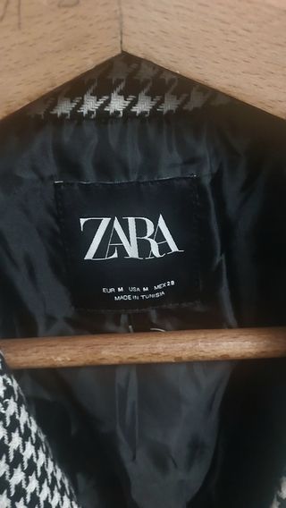 Americana corta Zara