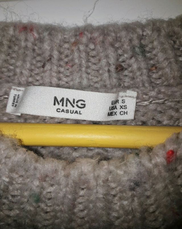 Jersey de lana Mango beige