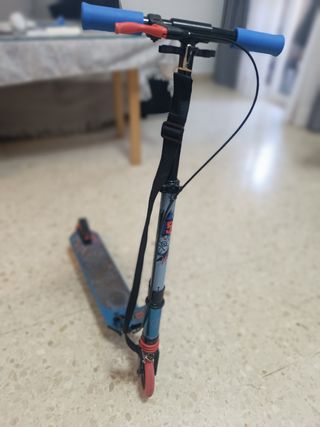 Patinete infantil azul