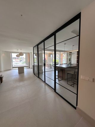 Divisores de hierro y cristal a medida