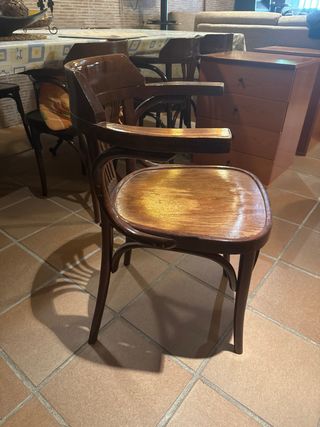Silla de comedor de madera