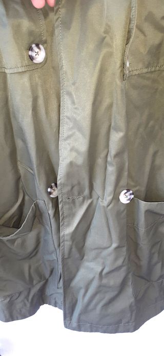 Chaqueta Anorak Verde Militar Stradivarius Talla L