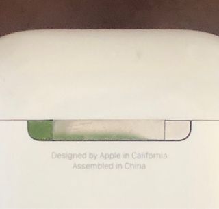 Auriculares AirPods 2da Generación caja y cable.