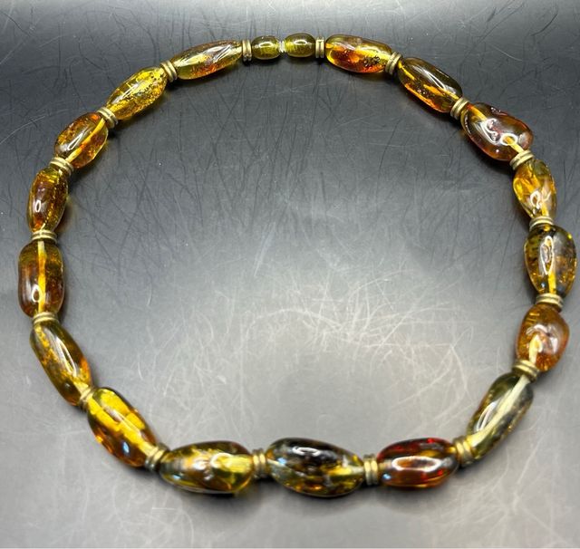 Collar de Ámbar con Bronce