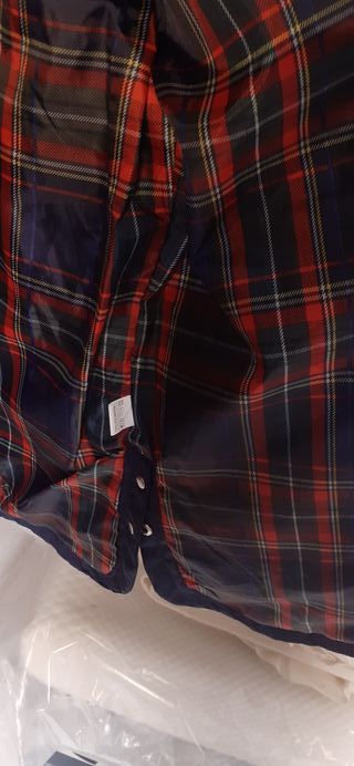 Chaqueta de mujer con capucha