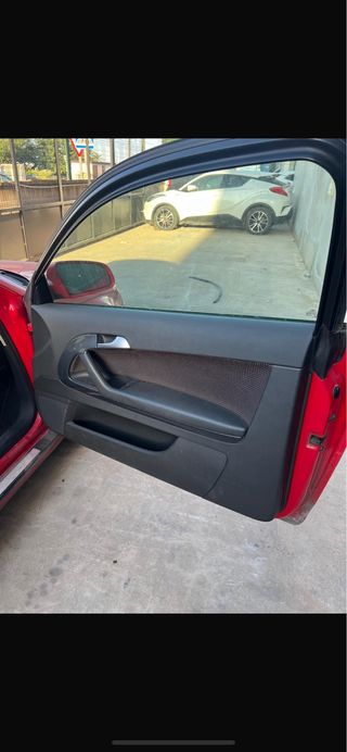 guarnecido delantero derecho Audi A3