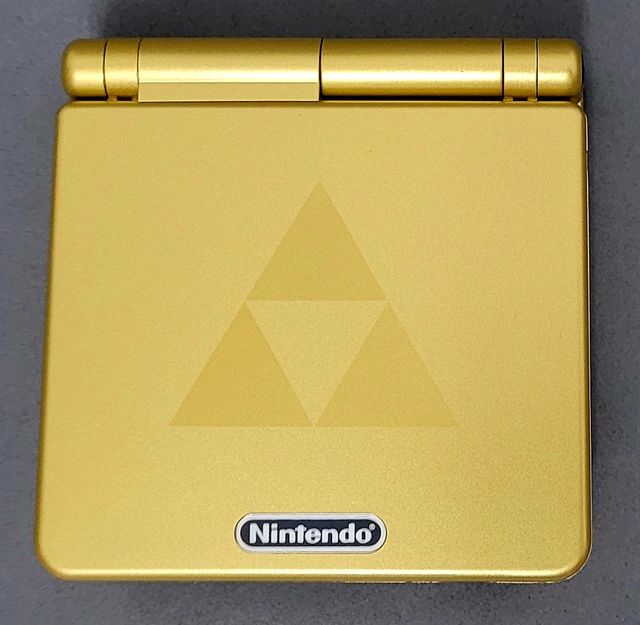 Edizione con cappuccio per Game Boy Advance SP Zelda Minish