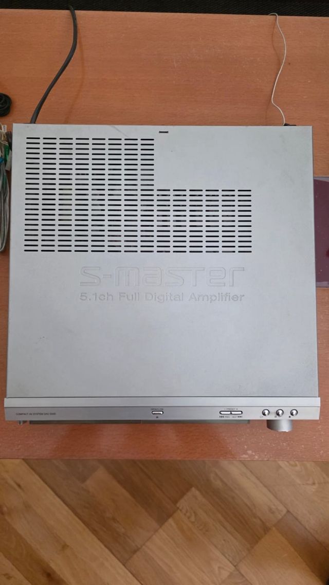 Sony DAV-S500 Home Cinema 5.1