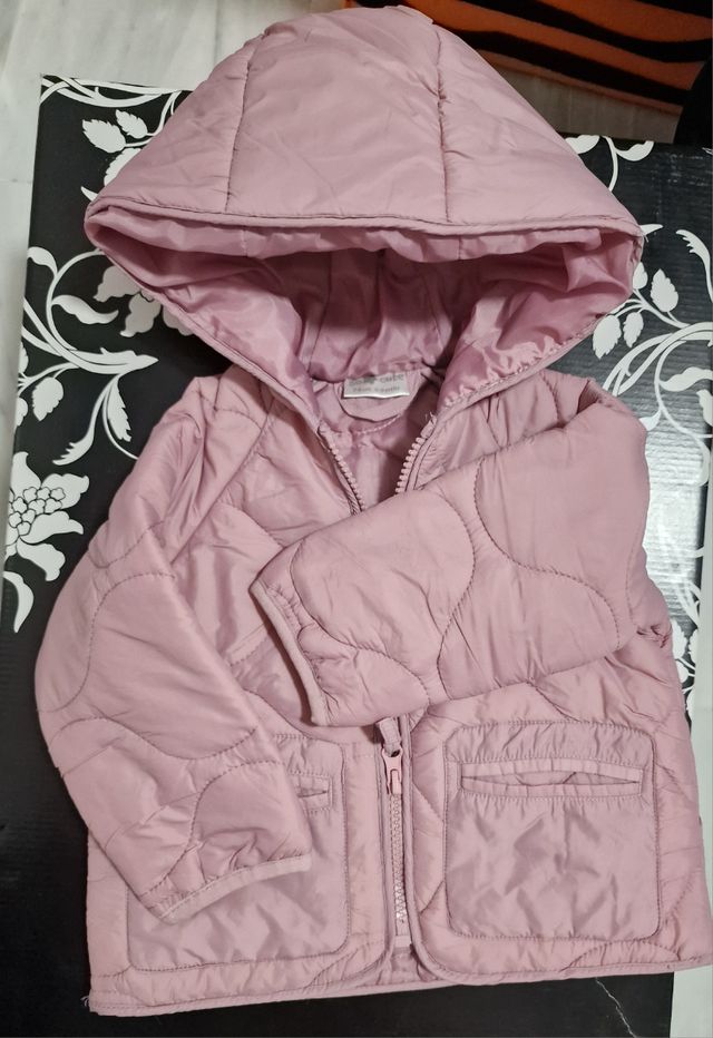 Abrigo niña rosa 6-9 meses