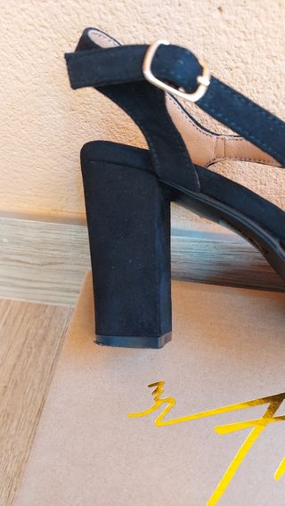 Sandalias de vestir con tacón