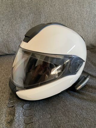 Casco Moto BMW con Intercomunicador Sena harman
