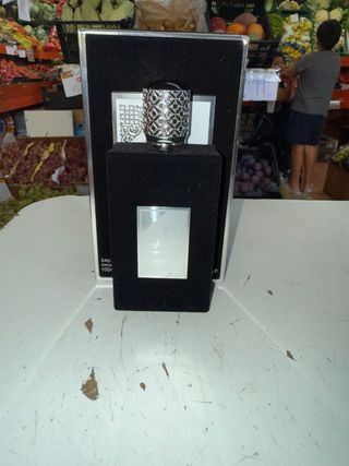Perfume Negro y Plateado
