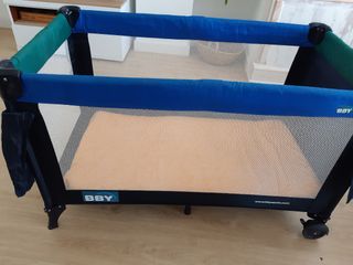 Cuna de viaje plegable con colchón