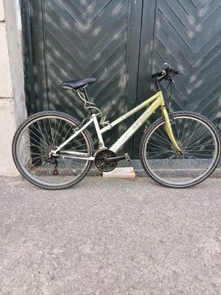 Bicicleta Decathlon Vitamin 26