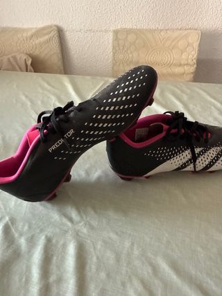 Zapatillas de fútbol para césped artificial