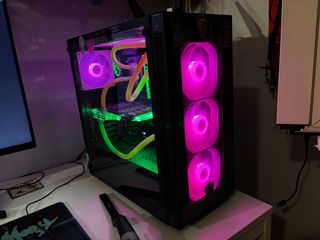 PC Gaming Custom Ryzen 9 5950X RX 5700 XT
