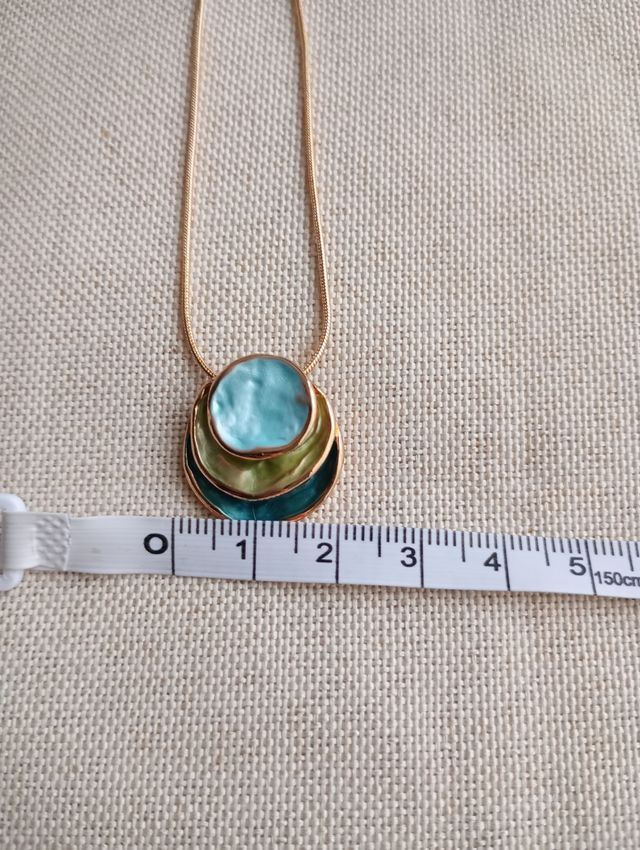 Collana retrò pendente toni del verde
