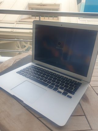 MacBook Air 13 2017 i5 QWERTY Español