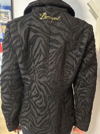 Chaqueta estampada mujer