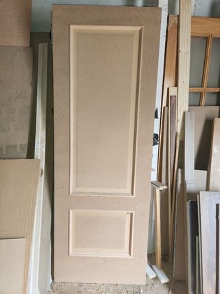 Puerta de paso en material MDF