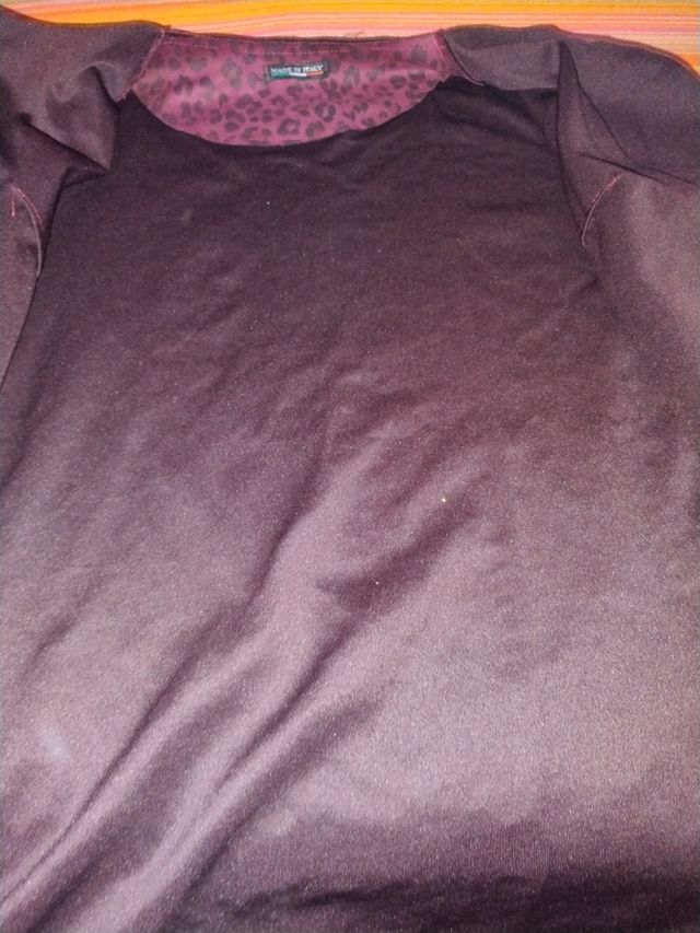 Americana morada con estampado de leopardo