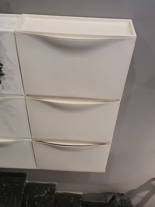 Zapatero IKEA TRONES