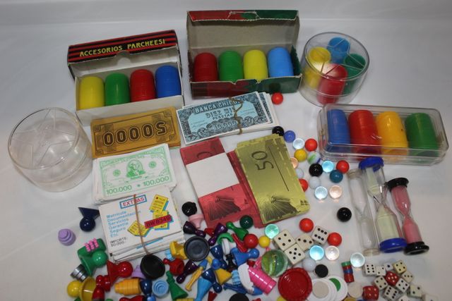 Accesorios Parcheesi y Oca, Billetes, Dados, Reloj