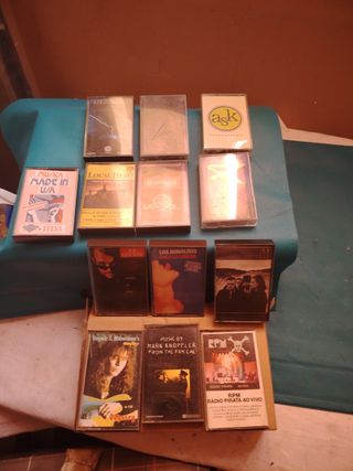Música variada cintas de cassette antiguas.