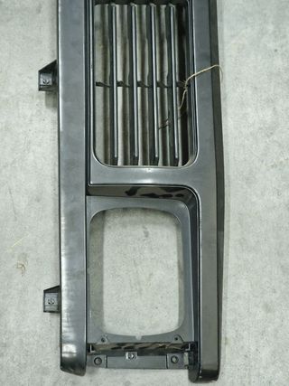 Parrilla Nissan Patrol