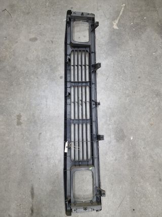 Parrilla Nissan Patrol