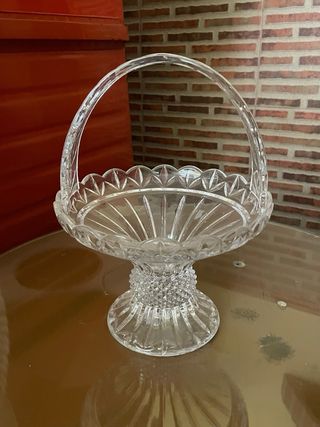 Centro de mesa / Frutero de cristal con asa