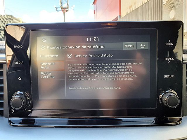 KIA XCeed, CARPLAY, navegador, LED, 6 velocidades