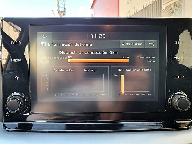 KIA XCeed, CARPLAY, navegador, LED, 6 velocidades