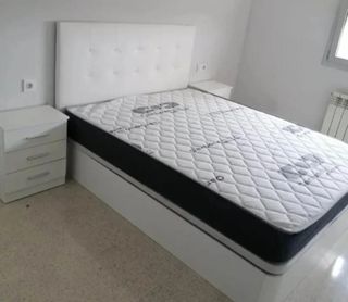 Cama matrimonial NUEVAS Y ELEGANTES 