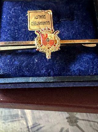Alfiler Pisa Corbata Casa Real Plata Bañada