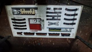 Collezione di modellini di treni alla stazione di Salou.