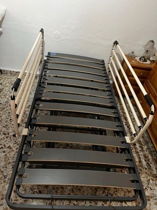 Cama Articulada eléctrica con barandillas